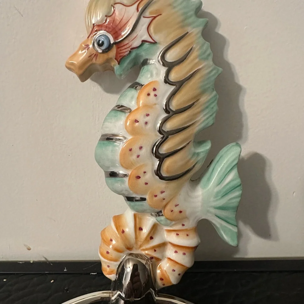 SEAHORSE Porcelain Towel Ring Wall Mount